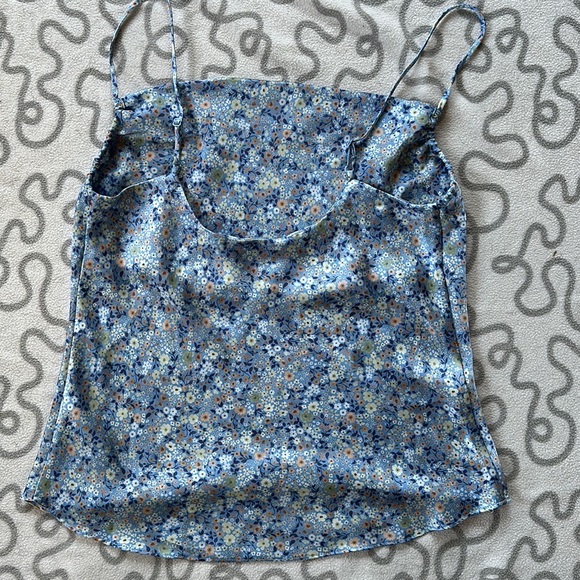 Aritzia Wilfred Floral Allusion Camisole Tank - Picture 5 of 6